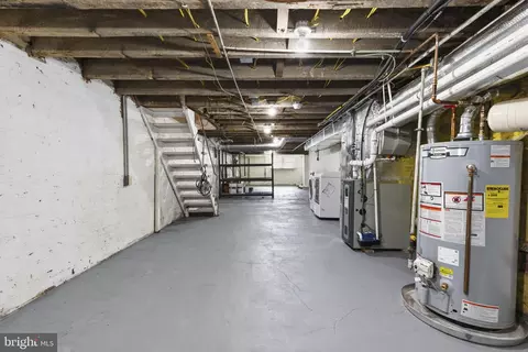 Entry Way - 4119 Falls Rd, Baltimore, MD 21211 photo 5 of 5