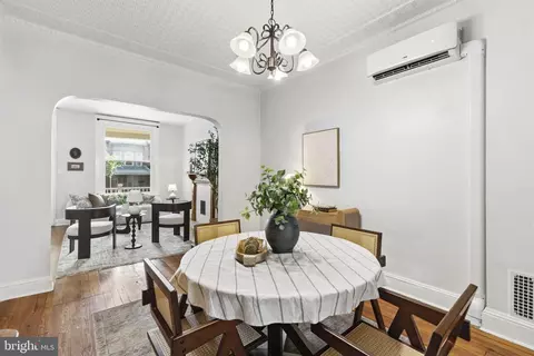 Dining - 4119 Falls Rd, Baltimore, MD 21211 photo 2 of 2