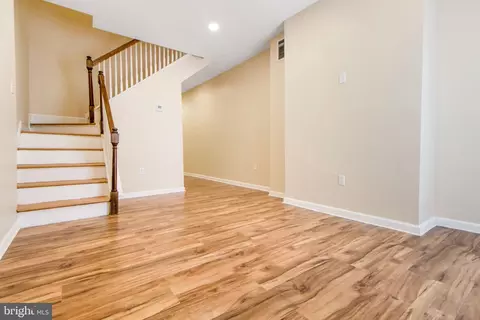 Living - 2231 Orem Ave, Baltimore, MD 21217 photo 3 of 4
