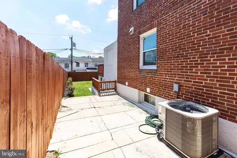 Exterior - 701 Roundview Rd, Baltimore, MD 21225 photo 4 of 7