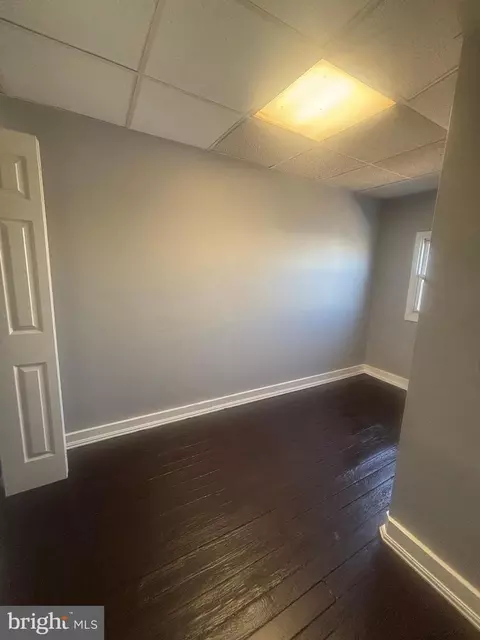 Entry Way - 1602 Cereal St, Baltimore City, MD 21226 photo 3 of 7