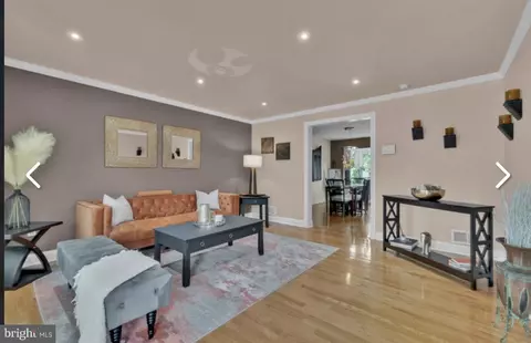 Entry Way - 1110 Hollen Rd, Baltimore, MD 21239 photo 1 of 2