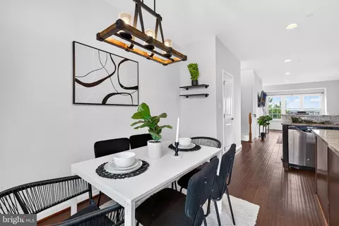 Dining - 968 S Macon St, Baltimore, MD 21224 photo 1 of 3