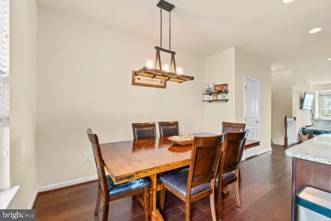 Dining - 968 S Macon St, Baltimore, MD 21224 photo 2 of 2