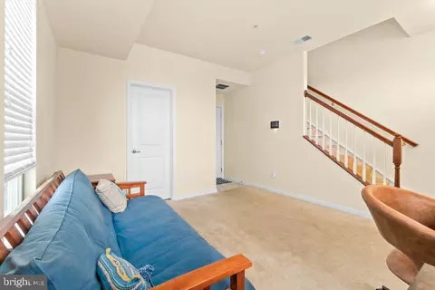 Entry Way - 968 S Macon St, Baltimore, MD 21224 photo 1 of 6