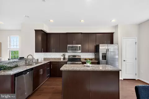 Kitchen - 968 S Macon St, Baltimore, MD 21224 photo 6 of 8