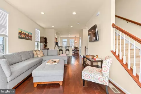 Living - 968 S Macon St, Baltimore, MD 21224 photo 1 of 1