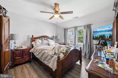 Bedroom - 4640 Marble Hall Rd, Baltimore, MD 21239 photo 1 of 4