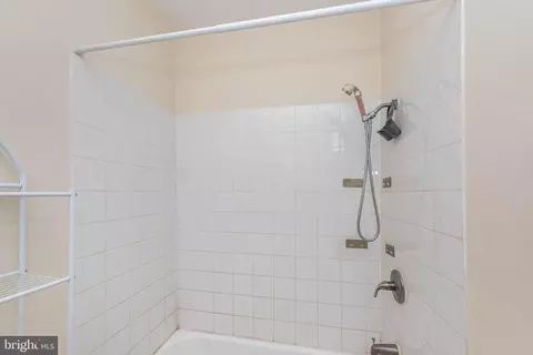 Bath - 2316 E Madison St, Baltimore, MD 21205 photo 1 of 1