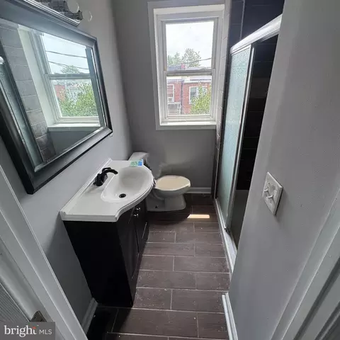 Bath - 4158 Eierman Ave, Baltimore, MD 21206 photo 1 of 1