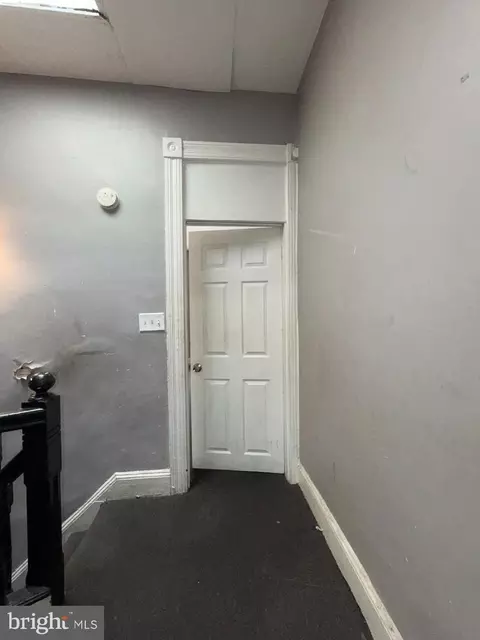 Entry Way - 3227 E Baltimore St, Baltimore, MD 21224 photo 10 of 15