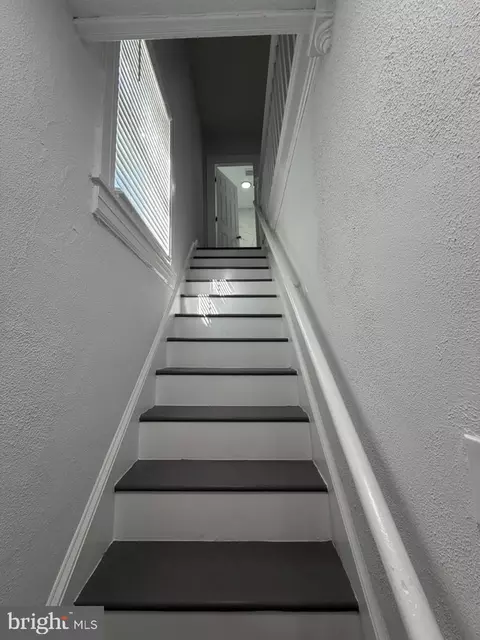 Entry Way - 5247 Nelson Ave, Baltimore, MD 21215 photo 1 of 3