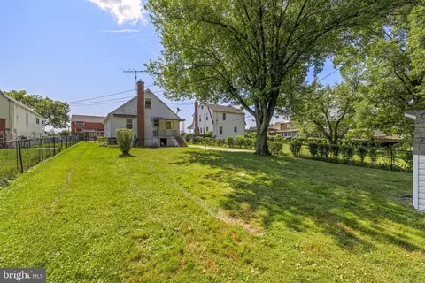 Exterior - 6406 Alta Ave, Baltimore, MD 21206 photo 4 of 6