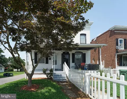 Exterior - 3814 3rd St, Baltimore, MD 21225 photo 1 of 3