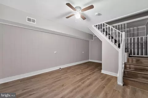 Entry Way - 3814 3rd St, Baltimore, MD 21225 photo 3 of 6