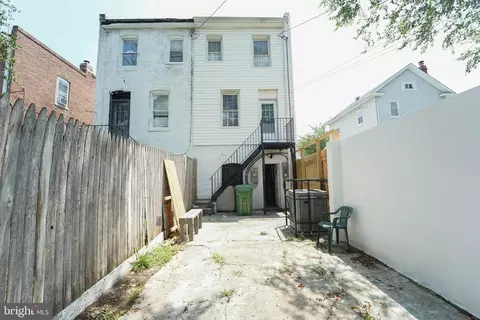 Exterior - 3814 3rd St, Baltimore, MD 21225 photo 2 of 3