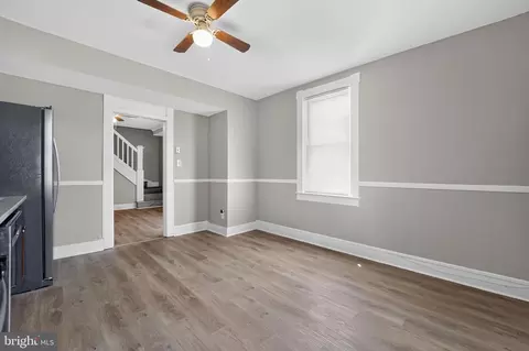 Entry Way - 3814 3rd St, Baltimore, MD 21225 photo 2 of 6