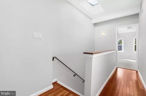 Entry Way - 2004 Eastern Ave, Baltimore, MD 21231 photo 2 of 3