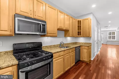 Kitchen - 2004 Eastern Ave, Baltimore, MD 21231 photo 1 of 3