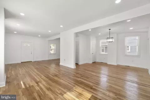 Entry Way - 4806 Haddon Ave, Baltimore, MD 21207 photo 1 of 8