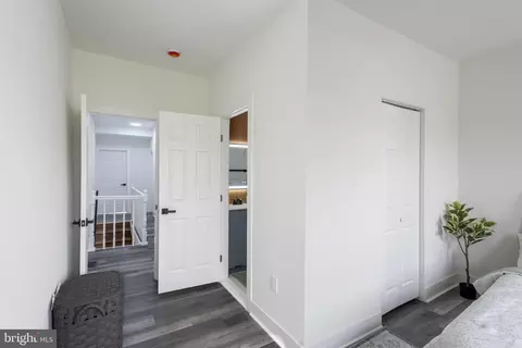 Entry Way - 631 E 37th St, Baltimore, MD 21218 photo 12 of 12