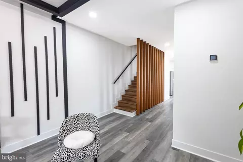 Entry Way - 631 E 37th St, Baltimore, MD 21218 photo 3 of 12