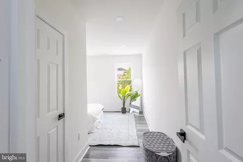 Entry Way - 631 E 37th St, Baltimore, MD 21218 photo 10 of 12
