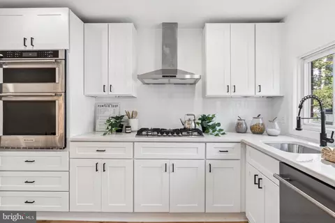 Kitchen - 1337 Andre St, Baltimore, MD 21230 photo 1 of 3