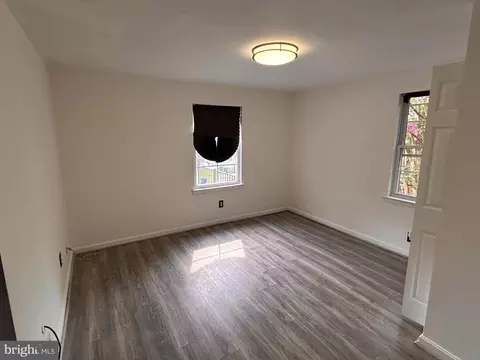 Bedroom - 3805 Ridgecroft Rd, Baltimore, MD 21206 photo 1 of 7