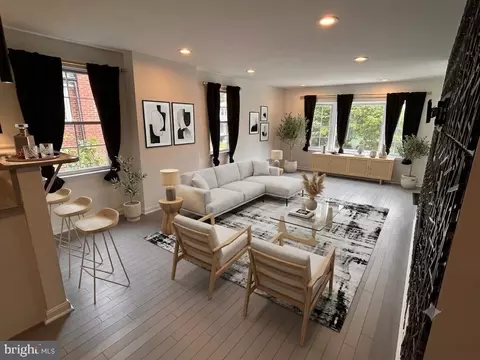 Living - 3805 Ridgecroft Rd, Baltimore, MD 21206 photo 1 of 3