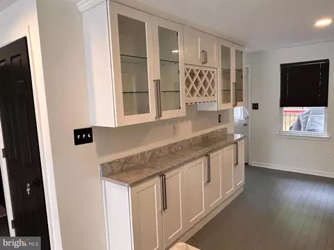Kitchen - 3805 Ridgecroft Rd, Baltimore, MD 21206 photo 3 of 4