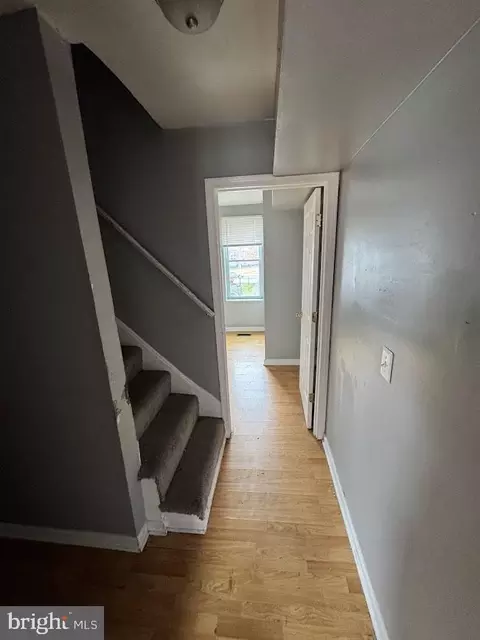 Entry Way - 907 Bennett, Baltimore, MD 21223 photo 11 of 14