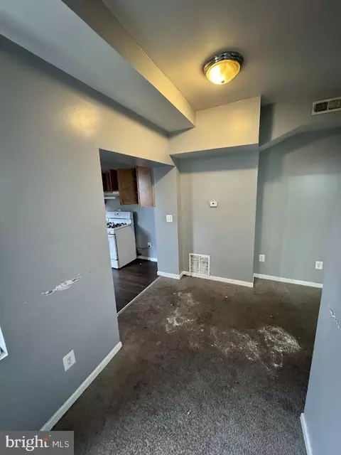 Entry Way - 907 Bennett, Baltimore, MD 21223 photo 4 of 14