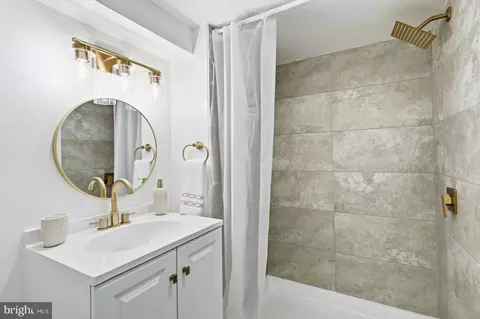 Bath - 3310 E Lombard St, Baltimore, MD 21224 photo 4 of 4