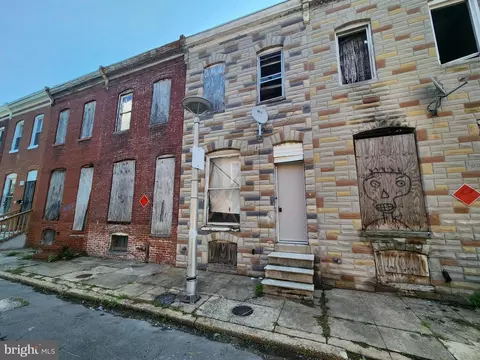 1611 N Chapel St, Baltimore, MD 21213 photo 2