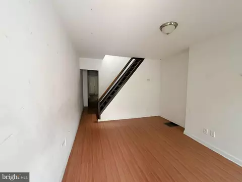 2426 Etting St, Baltimore, MD 21217 photo 2