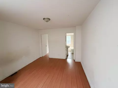 2426 Etting St, Baltimore, MD 21217 photo 8
