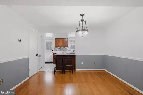 Entry Way - 1024 N Central Ave, Baltimore, MD 21202 photo 1 of 3