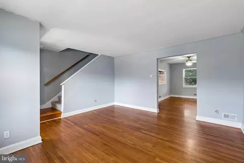 Living - 838 Bradhurst Rd, Baltimore, MD 21212 photo 3 of 4