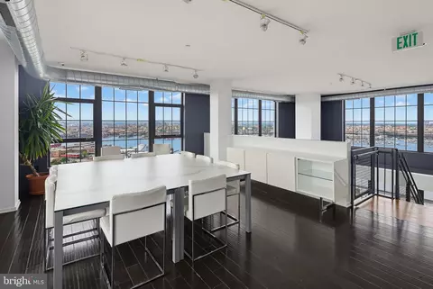 Dining - 1200 Steuart St #630, Baltimore, MD 21230 photo 3 of 3