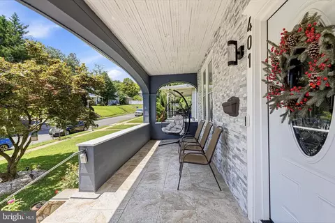 Exterior - 401 Kingston Rd, Baltimore, MD 21229 photo 4 of 7