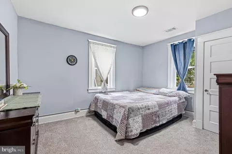 Bedroom - 401 Kingston Rd, Baltimore, MD 21229 photo 3 of 4