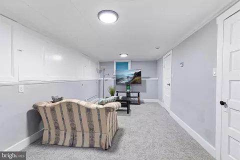 Other - 401 Kingston Rd, Baltimore, MD 21229 photo 5 of 7