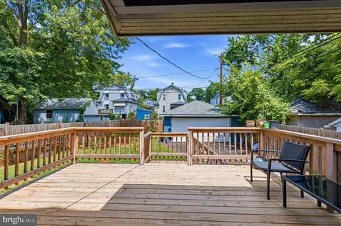 Exterior - 401 Kingston Rd, Baltimore, MD 21229 photo 5 of 7