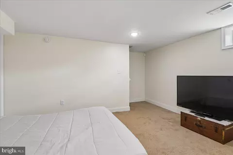 Bedroom - 3014 Grantley Ave, Baltimore, MD 21215 photo 6 of 6