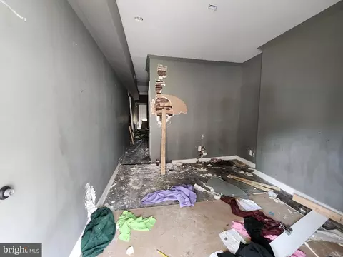 2105 Wilhelm St, Baltimore, MD 21223 photo 3