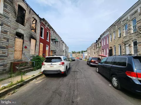 2105 Wilhelm St, Baltimore, MD 21223 photo 2
