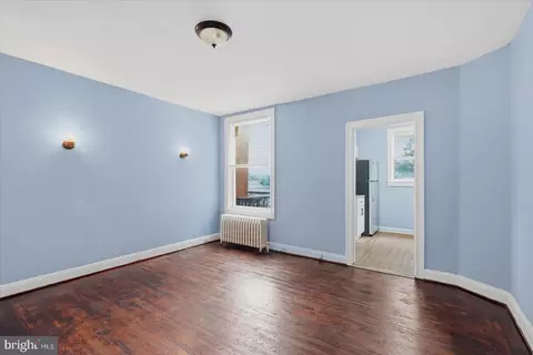 Living - 2029 Griffis Ave, Baltimore, MD 21230 photo 5 of 10