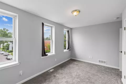 Bedroom - 749 Cator Ave, Baltimore, MD 21218 photo 1 of 5