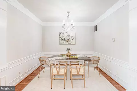 Dining - 1434 Steuart St, Baltimore, MD 21230 photo 1 of 2